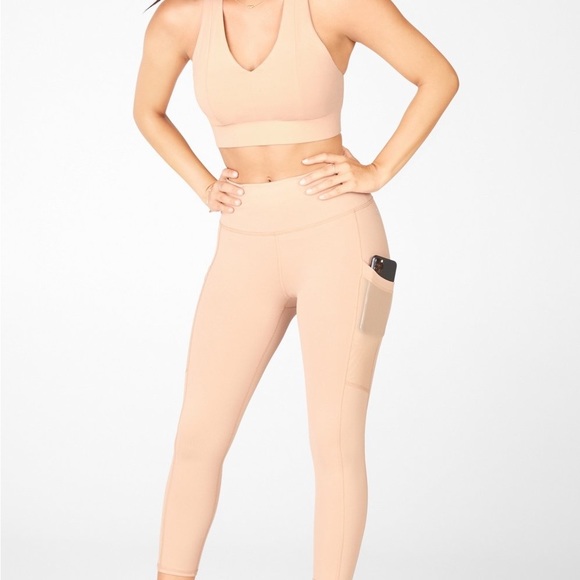 Fabletics high waisted pocket Capri NWT - Picture 6 of 6